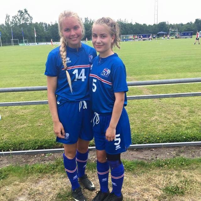 Margrét og Saga Líf eftir leik í sumar með U17.