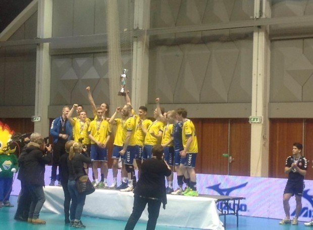 Heimkoma bikarmeistaranna í dag kl. 17