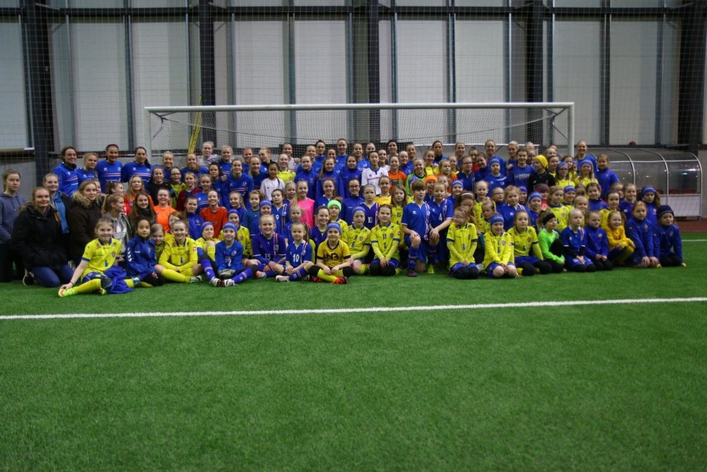 Myndir frá landsliðsheimsókninni