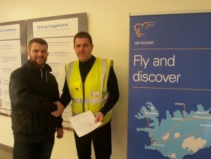 Samstarfssamningur Flugfélags Íslands og FIMAK
