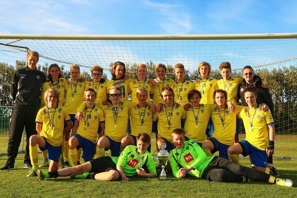 Íslandsmeistarnir eftir leik.