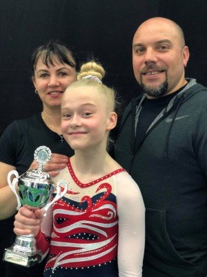 Kristín Hrund Vatnsdal Íslandsmeistari í 2. þrepi kvenna í áhaldafimleikum.