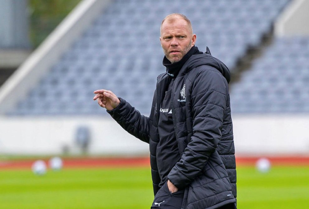 Velkominn í KA Eiður Smári Guðjohnsen!