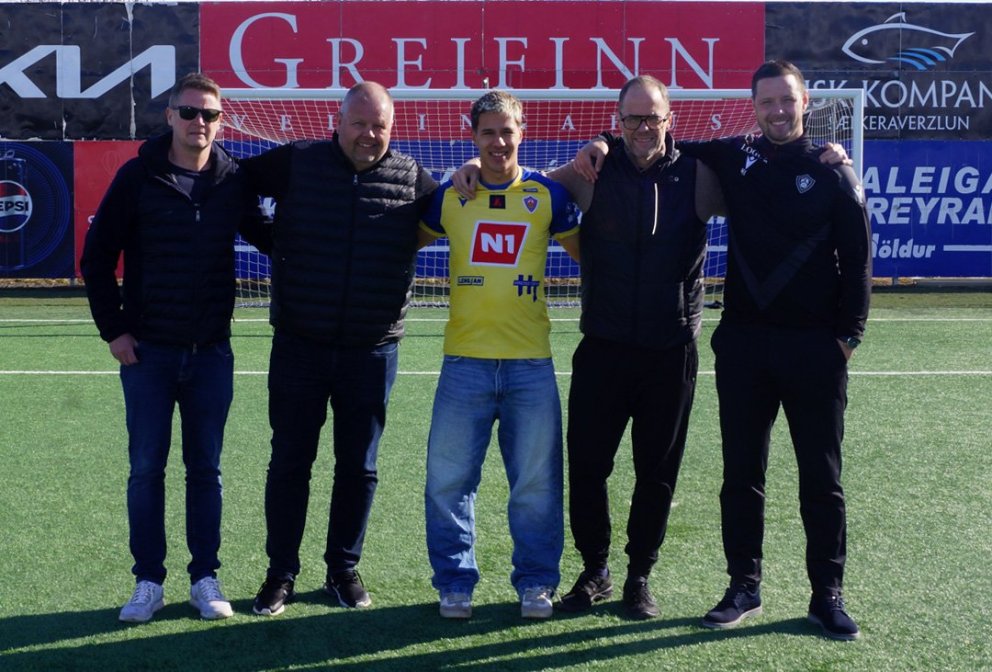 KA leikur áfram á Greifavellinum