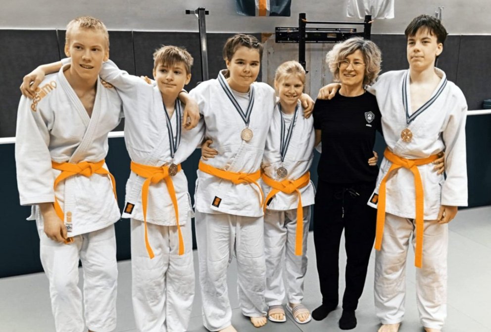 Glæsilegir fulltrúar KA ásamt Eirini þjálfara