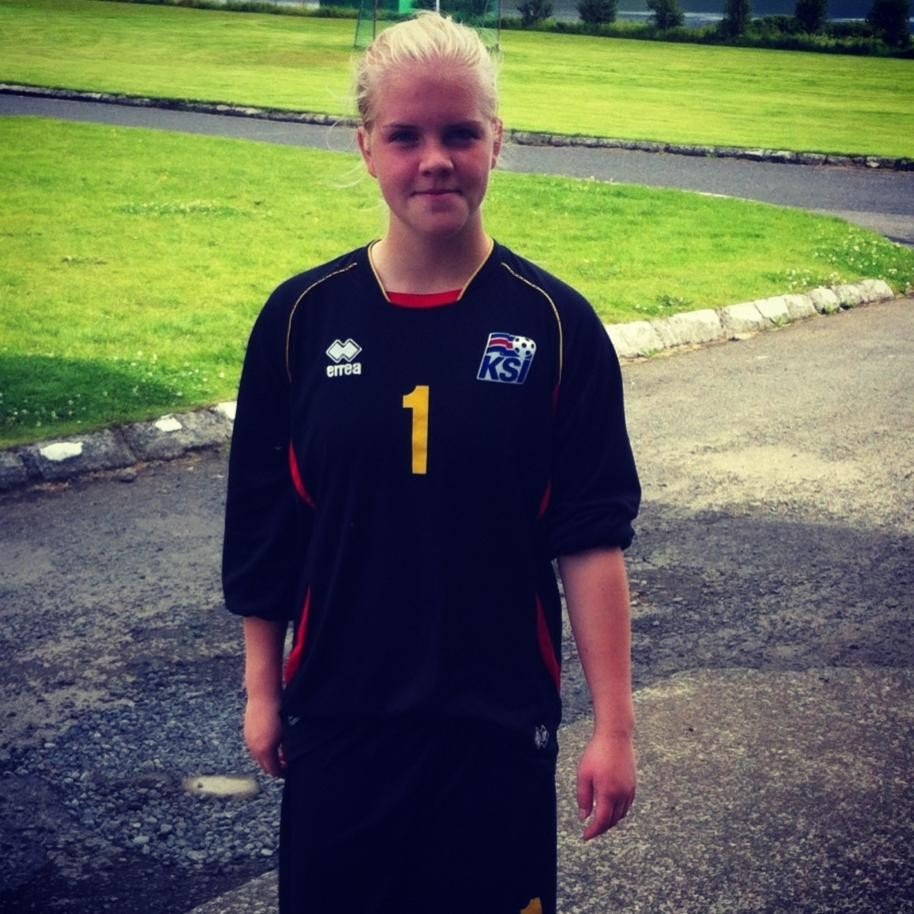 Sara Mjöll markmaður