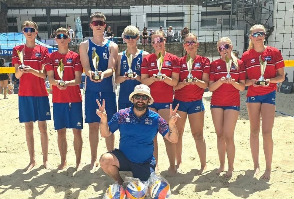 Glæsilegur hópur Íslands með verðlaun sín!