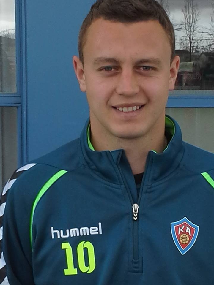 Arsenij verður í treyju númer 10 í sumar.