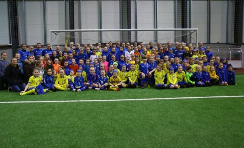 Myndir frá landsliðsheimsókninni