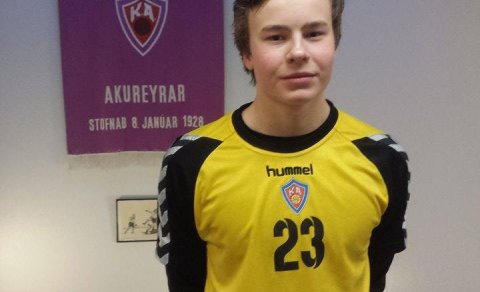 Aron Dagur (15) spilaði sinn fyrsta mfl leik í dag