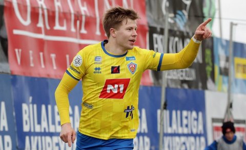 Jakob framlengir við KA