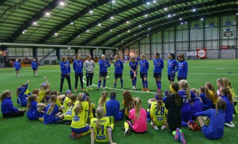 KA stelpurnar spenntar