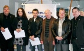 Stjórn Minningarsjóðs Jakobs Jakobssonar með styrkþegum í dag. Mynd: Þórir Tryggvason.