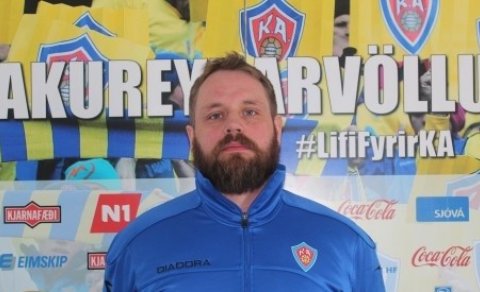 Fjórir dagar í fyrsta leik | Óskar Bragason í spjalli